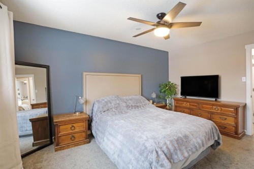 5 Fairview Crescent East, Brooks, AB - Indoor Photo Showing Bedroom