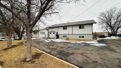 1422 4 Avenue SW  Drumheller, AB T0J 0Y2