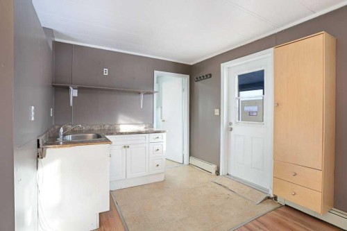 102 Centre Street, Duchess, AB 