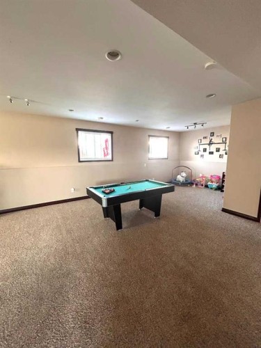 223 15 Street East, Brooks, AB - Indoor Photo Showing Other Room