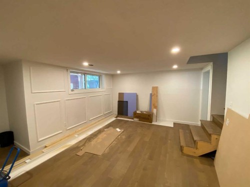 564 5 Street West, Brooks, AB - Indoor