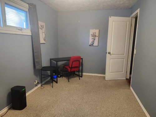 104 23 Street Nw, Drumheller, AB - Indoor