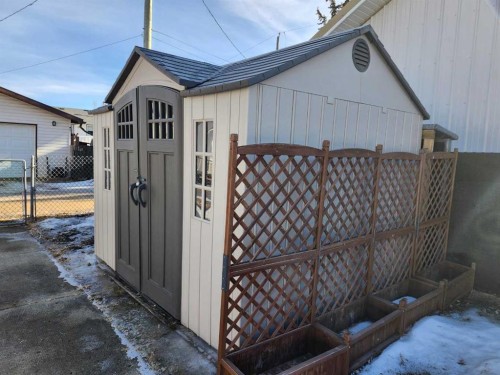 104 23 Street Nw, Drumheller, AB - Outdoor With Exterior