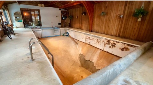 607 7 Avenue West, Hanna, AB - Indoor