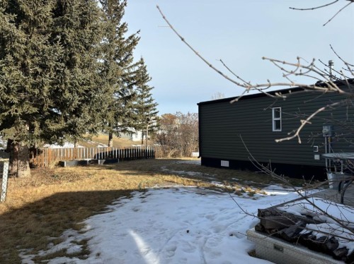 29 Southridge Crescent, Didsbury, AB - Outdoor