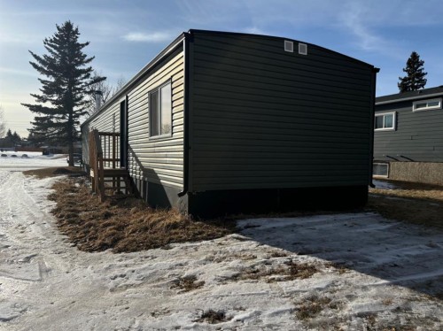 29 Southridge Crescent, Didsbury, AB - Outdoor