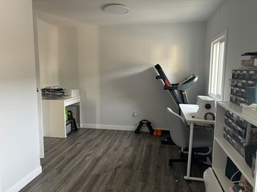 29 Southridge Crescent, Didsbury, AB - Indoor