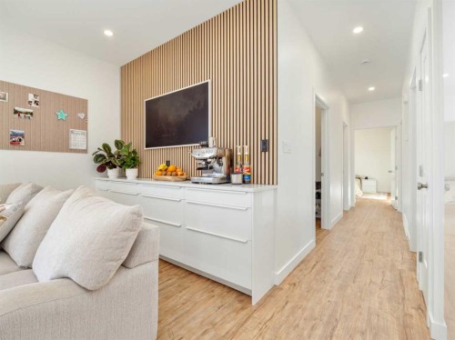 7034 48 Street, Taber, AB - Indoor