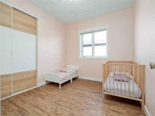 7034 48 Street, Taber, AB - Indoor Photo Showing Bedroom