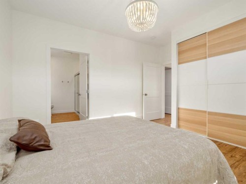 7034 48 Street, Taber, AB - Indoor Photo Showing Bedroom