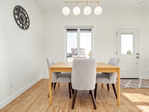7034 48 Street, Taber, AB - Indoor Photo Showing Dining Room