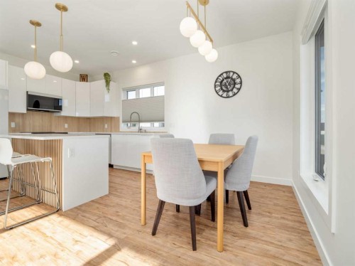 7034 48 Street, Taber, AB - Indoor