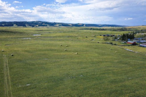 271109 50 Range Road, Cochrane, AB 