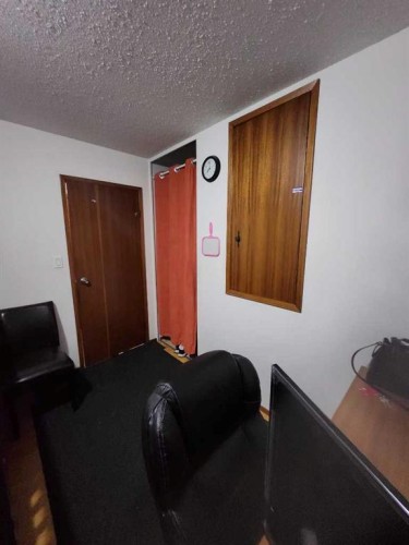 424 2 Street West, Brooks, AB - Indoor Photo Showing Other Room