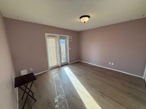 830 Birchwood Close, Drumheller, AB - Indoor Photo Showing Other Room