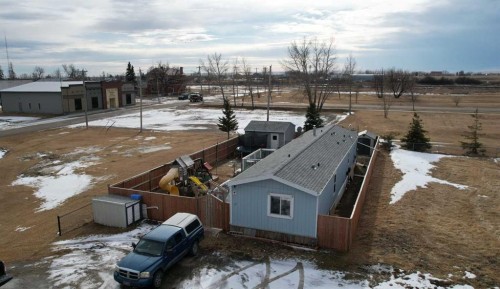 331 Gleichen Street, Gleichen, AB - Outdoor