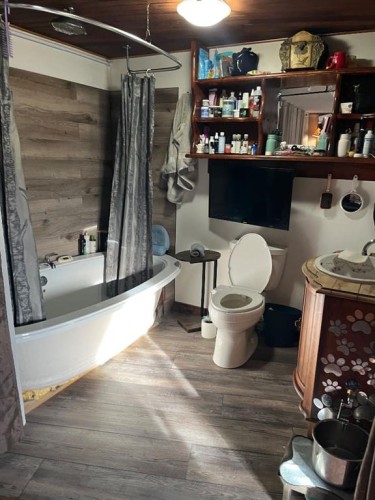 331 Gleichen Street, Gleichen, AB - Indoor