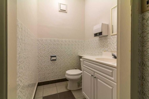 505 7 Street South, Lethbridge, AB 