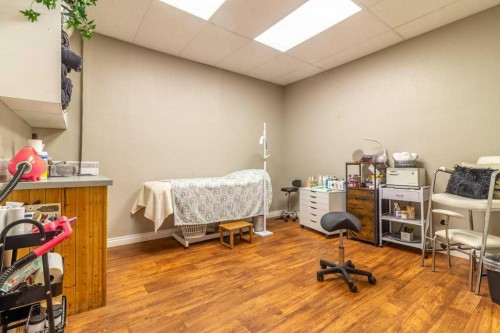 505 7 Street South, Lethbridge, AB 