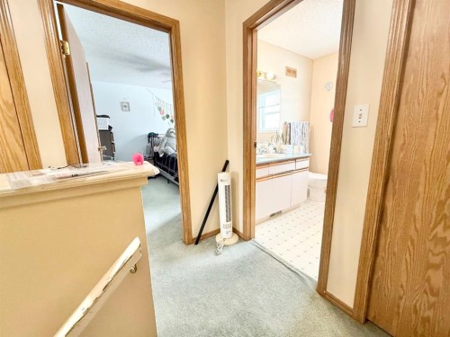 5 Garrow Crescent East, Brooks, AB - Indoor Photo Showing Other Room