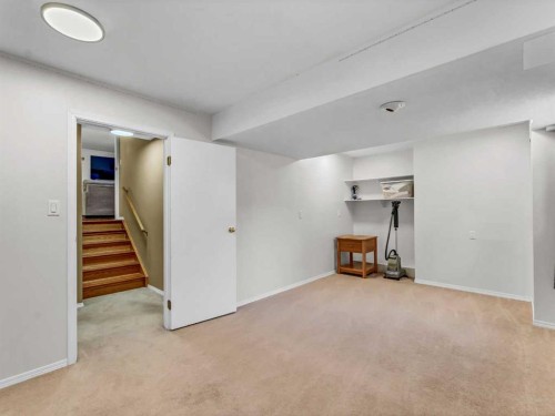 32 Upland Crescent, Brooks, AB - Indoor Photo Showing Other Room
