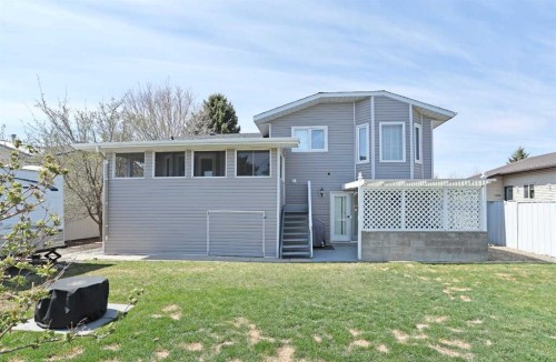 32 Upland Crescent, Brooks, AB - Outdoor