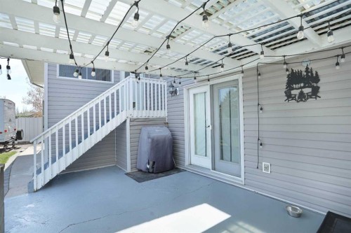 32 Upland Crescent, Brooks, AB - Outdoor With Exterior