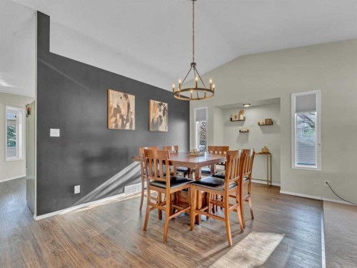 32 Upland Crescent, Brooks, AB - Indoor Photo Showing Dining Room