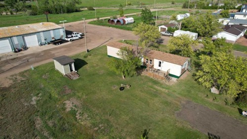 220 1 Avenue Se, Youngstown, AB - Outdoor