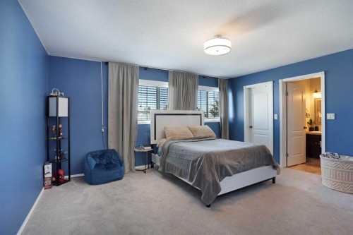 11 Upland Bay West, Brooks, AB - Indoor Photo Showing Bedroom