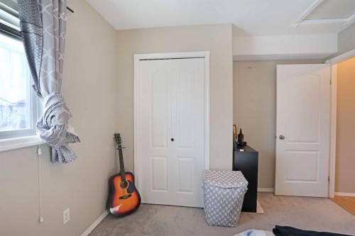 11 Upland Bay West, Brooks, AB - Indoor