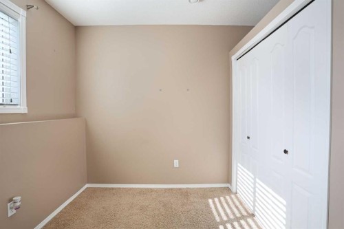 11 Upland Bay West, Brooks, AB - Indoor Photo Showing Other Room