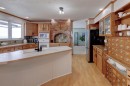 710 Bankview Close, Drumheller, AB  - Indoor Photo Showing Kitchen 