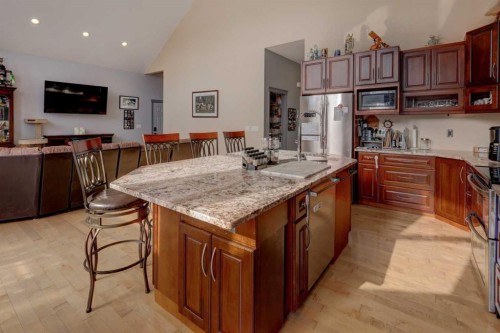 336 Mabbott Road, Drumheller, AB - Indoor Photo Showing Kitchen
