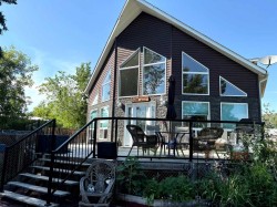 336 Mabbott Road  Drumheller, AB T0J 2V0