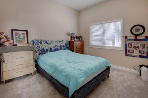 336 Mabbott Road, Drumheller, AB - Indoor Photo Showing Bedroom