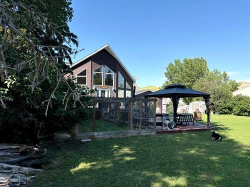 336 Mabbott Road, Drumheller, AB - Outdoor With Deck Patio Veranda
