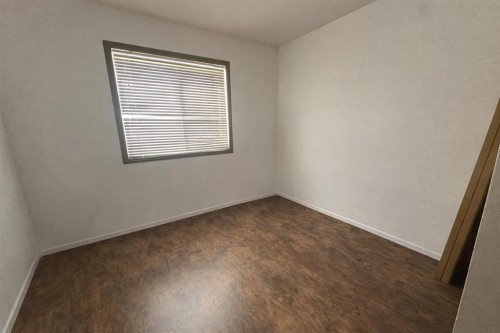 200 Upland Boulevard West, Brooks, AB - Indoor Photo Showing Other Room