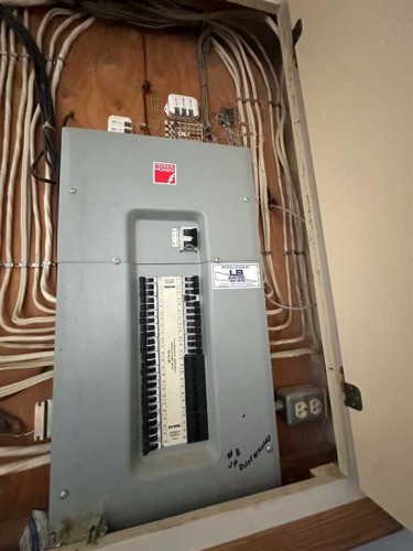 200 Upland Boulevard West, Brooks, AB - Indoor Photo Showing Basement