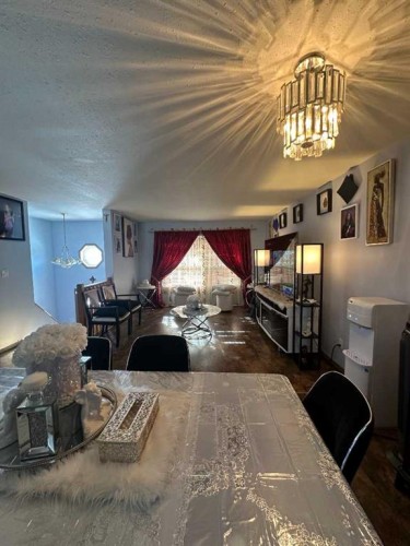 200 Upland Boulevard West, Brooks, AB - Indoor