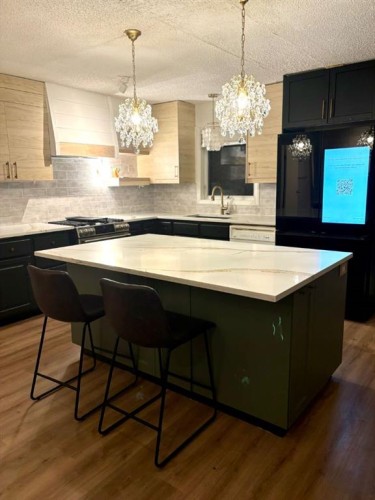 32 Ramsey Close, Red Deer, AB - Indoor