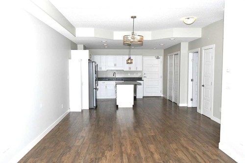 306-499 Meadow Lake Court  Brooks, AB T1R 0Y7