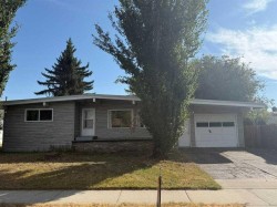 88 Villa Street  Drumheller, AB T0J 0Y1