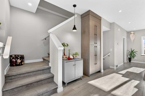 472 West Lakeview Drive, Chestermere, AB - Indoor Photo Showing Other Room