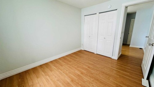 1133 300 Newcastle Place, Drumheller, AB - Indoor Photo Showing Other Room