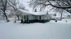 1133 300 Newcastle Place  Drumheller, AB T0J 0Y2