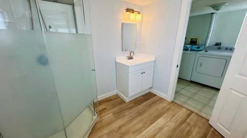 1133 300 Newcastle Place, Drumheller, AB - Indoor Photo Showing Other Room