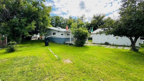 1133 300 Newcastle Place, Drumheller, AB - Outdoor