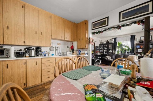 Range Road 62, Rural Mountain View County, AB - Indoor