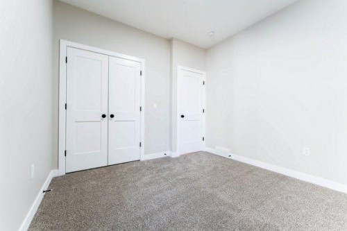 168 10 Avenue Se, Drumheller, AB - Indoor Photo Showing Other Room